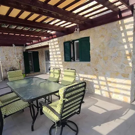 Angelo's Avliotai