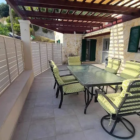 Villa Angelo's Avliotai